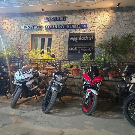 האמפי Lakshmi Heritage Tourist Home מראה חיצוני תמונה
