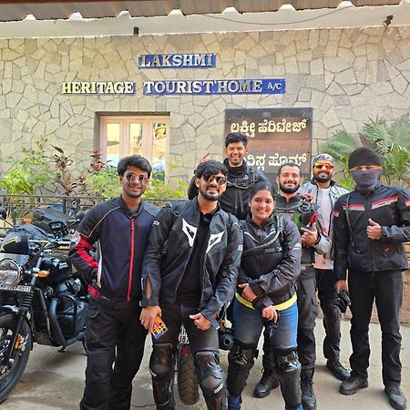 האמפי Lakshmi Heritage Tourist Home מראה חיצוני תמונה
