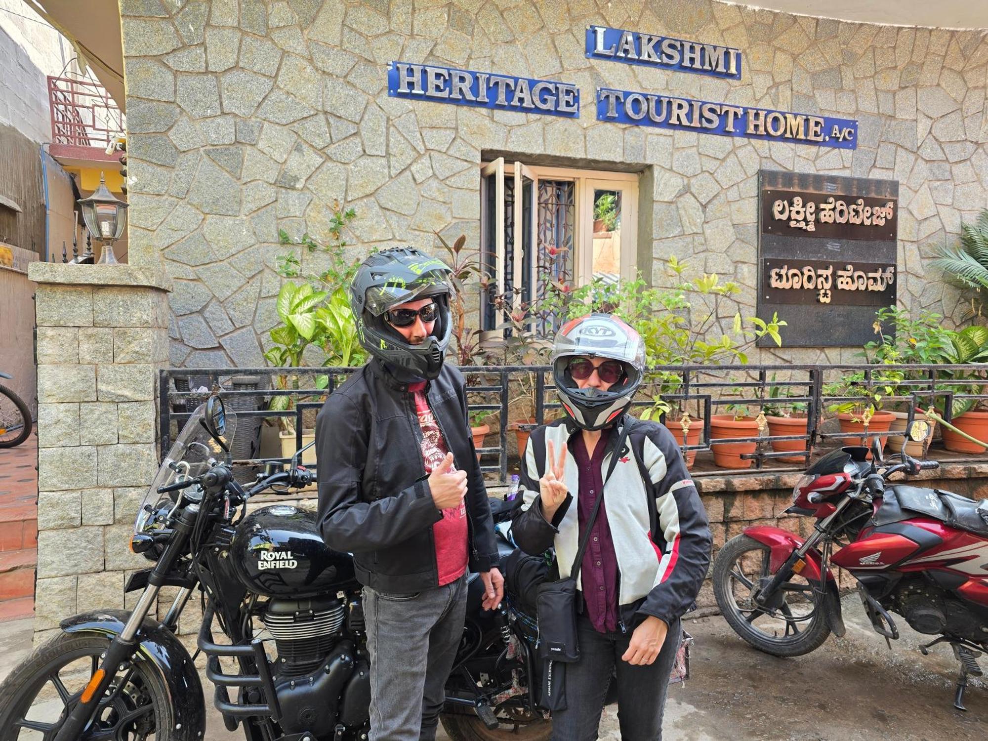 האמפי Lakshmi Heritage Tourist Home מראה חיצוני תמונה