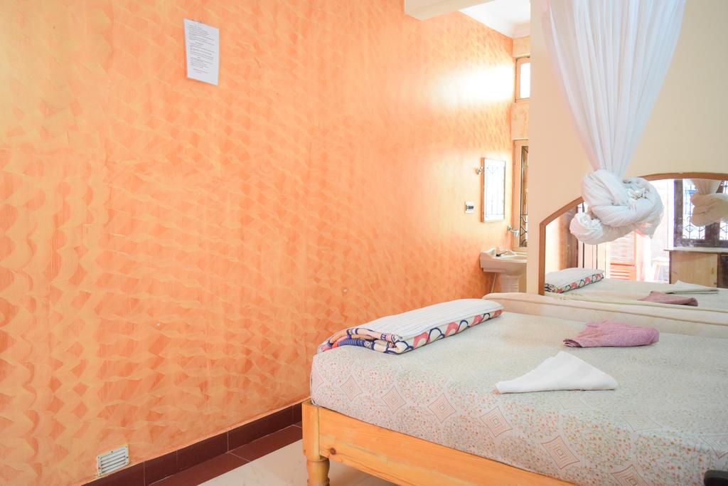 האמפי Lakshmi Heritage Tourist Home מראה חיצוני תמונה